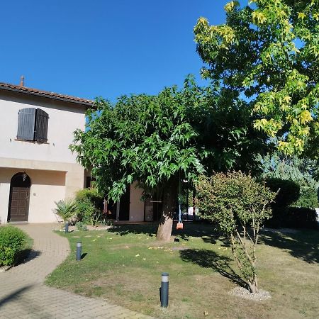 Bed and Breakfast L'Atelier Saint-Sulpice Entre Bordeaux Et St Emilion Esterno foto