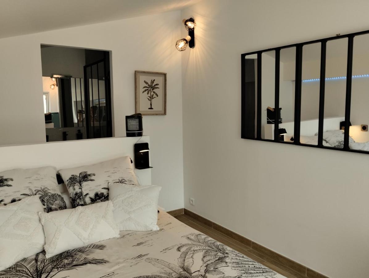 Bed and Breakfast L'Atelier Saint-Sulpice Entre Bordeaux Et St Emilion Esterno foto